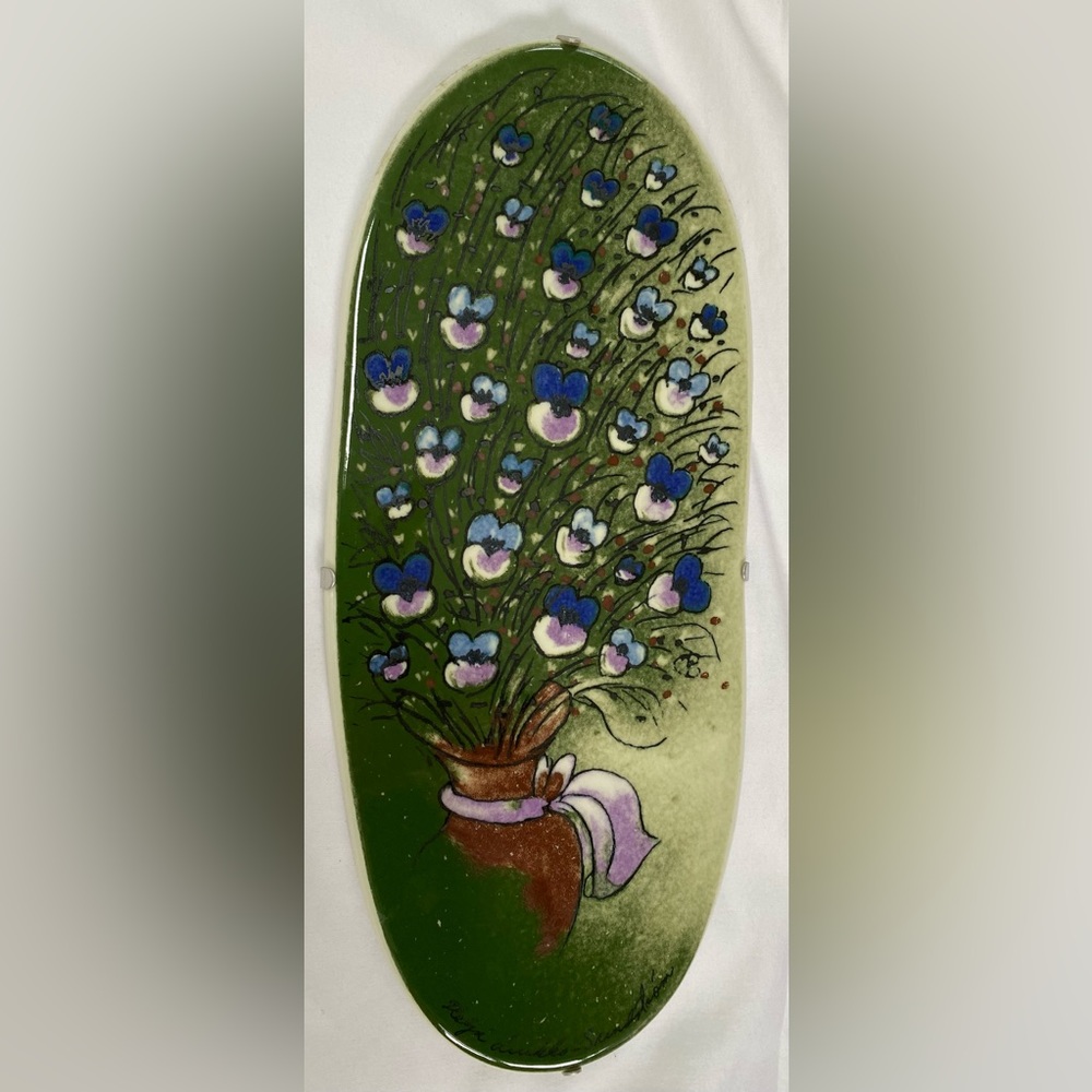 Vintage Arabia Finland LEMMENKIMPPU (The Bunch of Love)  formed ceramic